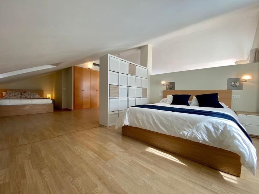 Exclusive Beachfront Penthouse Almayate Alto ภายนอก รูปภาพ
